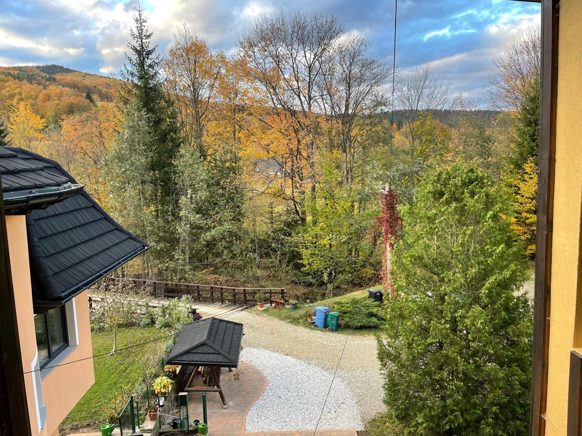 Hotel Montana Sucevita Esterno foto